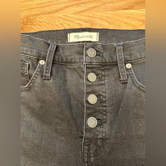 Madewell 10" High Rise Skinny in Berkeley Black - Picture 5 of 8